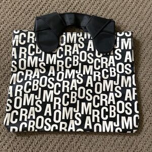 Marc Jacobs magnetic name print tote